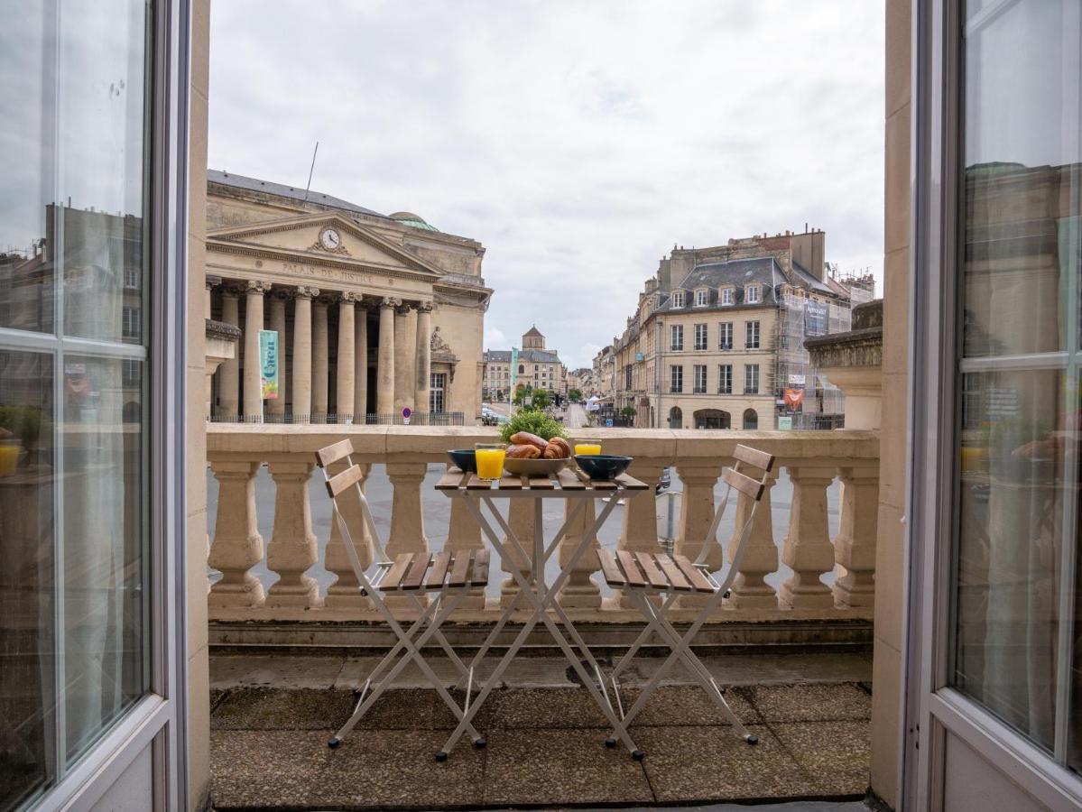 Studio Renove Avec Terrasse Et Vue Unique ! Caen Exterior photo
